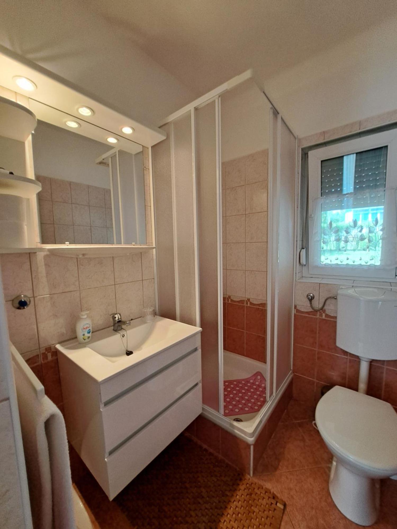 Jazmin Apartman Zalakaros Ngoại thất bức ảnh